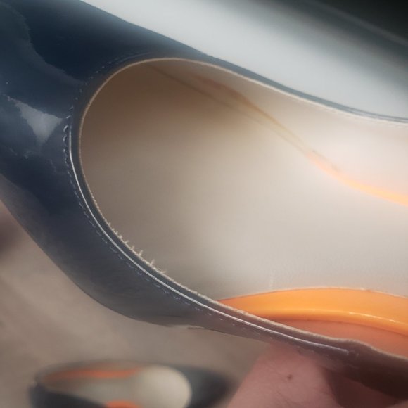 Etienne Aigner Terra Navy Blue Heels - Picture 7 of 9